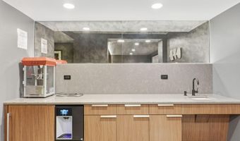 631 D St NW 633, Washington, DC 20004