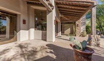 2208 N SAGEBRUSH Ln, Carefree, AZ 85377