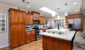 17219 Village 17, Camarillo, CA 93012