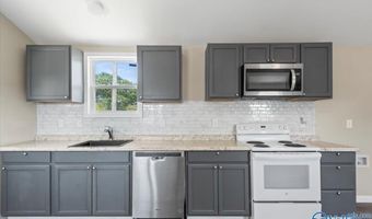 149 Stone Rd, Albertville, AL 35951