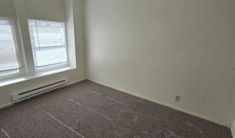 105 N 4th St, Beatrice, NE 68310