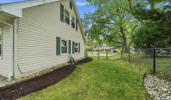 12410 ROCKLEDGE Dr, Bowie, MD 20715