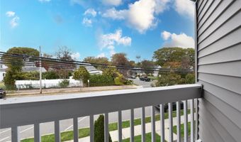 142 I U Willets Rd, Albertson, NY 11507