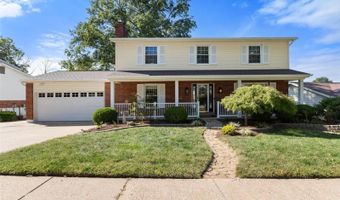 855 Green Lantern Ln, Ballwin, MO 63011