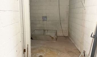 42 Walker St, Athens, OH 45701