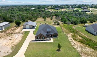 1052 Winecup Ln, Weatherford, TX 76085