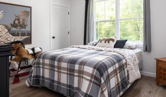 263 Collins Rd, Hopkinton, RI 02804