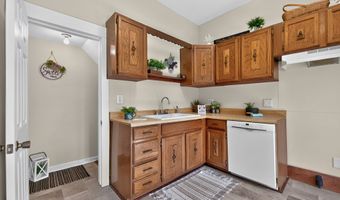 21133 Rich Valley Rd, Abingdon, VA 24210