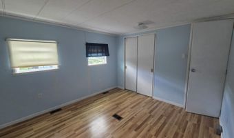 118 Old Belgrade Rd, Augusta, ME 04330