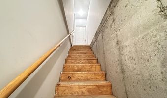 480 Maple Hill Rd, Auburn, ME 04210