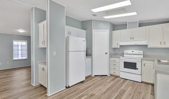 613 Papaya Cir, Barefoot Bay, FL 32976