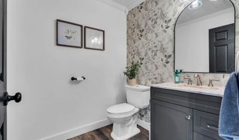 382 Wheaton Ave, Bayville, NJ 08721