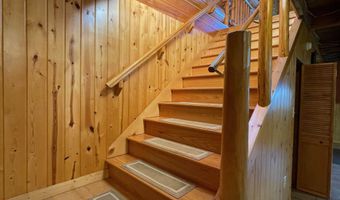 6856 Five Mile Pt, Allouez, MI 49805