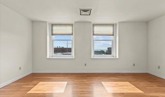 131 Main St 302, Burlington, VT 05403