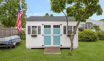 118 Pettee Ave, North Kingstown, RI 02852