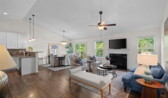347 Wilhelmine Ct, Ballwin, MO 63021