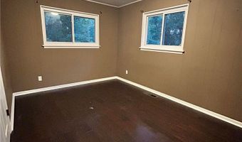 2 Powick Ln, Bella Vista, AR 72714