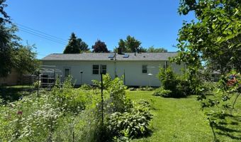 2444 Hayden Ave, Altoona, WI 54720
