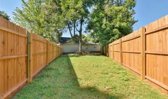 610 S 19th St, Chickasha, OK 73018