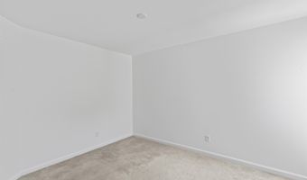 56 Tucker St 56, Danbury, CT 06810