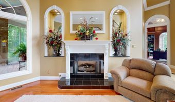 1 Albemarle Ln, Barboursville, WV 25504