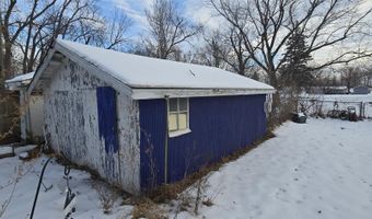 1666 Bridge St, Albia, IA 52531