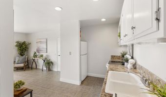5700 Baltimore Dr 66, La Mesa, CA 91942