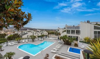365 Shoemaker Ln, Solana Beach, CA 92075