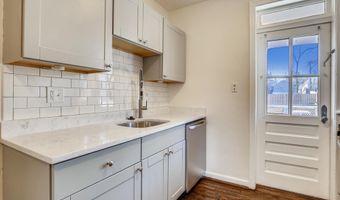 2502 LANGSTON Blvd 2, Arlington, VA 22201