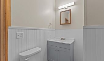 23 Avenue C, Burlington, VT 05408