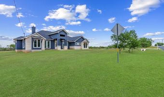 9991 Crow Ln, Adkins, TX 78101