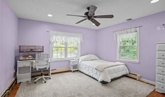 151 Old Jenckes Hill Rd, Lincoln, RI 02865