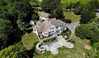 115 Beavertail Rd, Jamestown, RI 02835