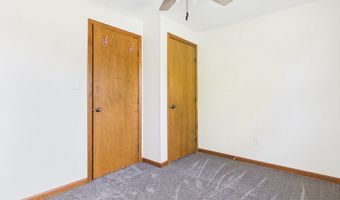 1520 E 42nd St, Anderson, IN 46013