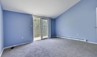 3055 Briarwood Dr, Tobyhanna, PA 18466
