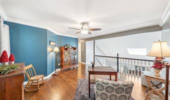 302 Fox Hollow Woods Dr, Ballwin, MO 63021