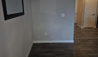 250 W QUEEN CREEK Rd 106, Chandler, AZ 85248