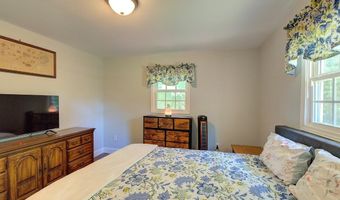 120 Swain Ave, Boiling Springs, SC 29316
