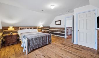 705 BEAUREGARD Dr, Basye, VA 22810