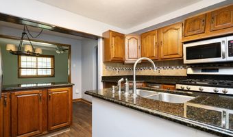 325 ALBANY Ave, Barrington, NJ 08007