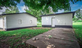 718 S Illinois St, Bicknell, IN 47512