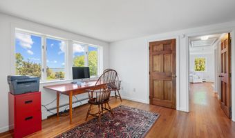 91 Allyn Ln, Barnstable, MA 02630