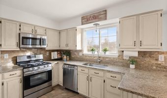 43273 CLEARNIGHT Ter, Ashburn, VA 20147