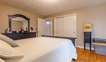 33 Carriage Way, North Providence, RI 02904