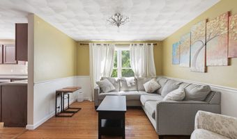 210 Morris St, Cumberland, RI 02864