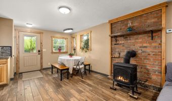 580 Hollow Ln, Bigfork, MT 59911