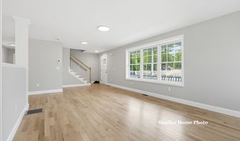 8-8 Coyote Ct, Barrington, NH 03825