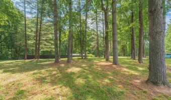 1260 N Lawrence Hollow Dr, Bloomfield, IN 47424