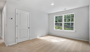 1049 Misty Creek Dr, Aberdeen, NC 28315