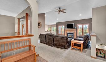 596 Vaughn Trl, Akron, OH 44319